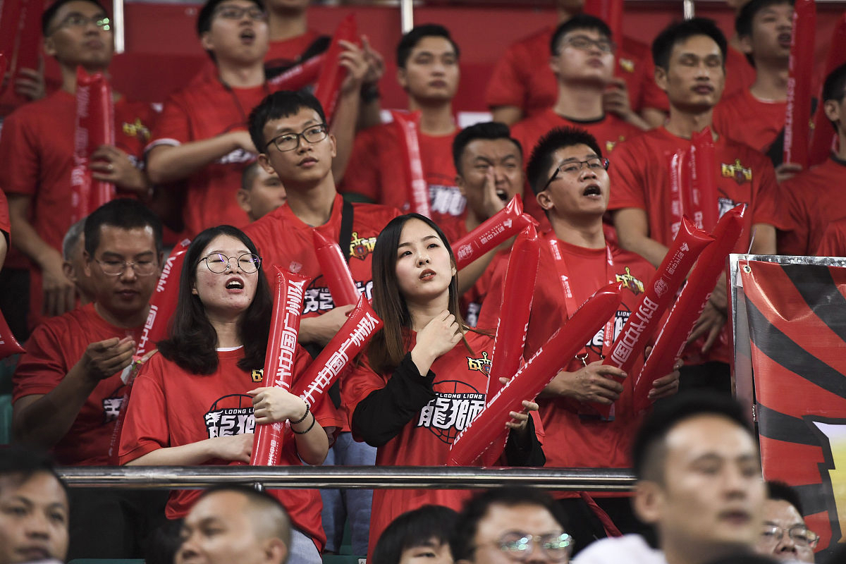 包含本周比赛获胜球队赛后庆祝，场面火爆的词条