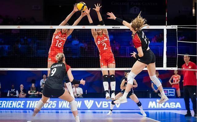 开云体育登录入口-惊天大逆转！世联赛-中国女排3-2美国队(中国女排30胜美国队视频)
