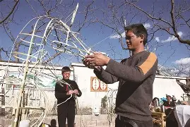 扎心！姆巴佩维尼当观众？皇马后防真扛不住(姆巴佩来皇马)