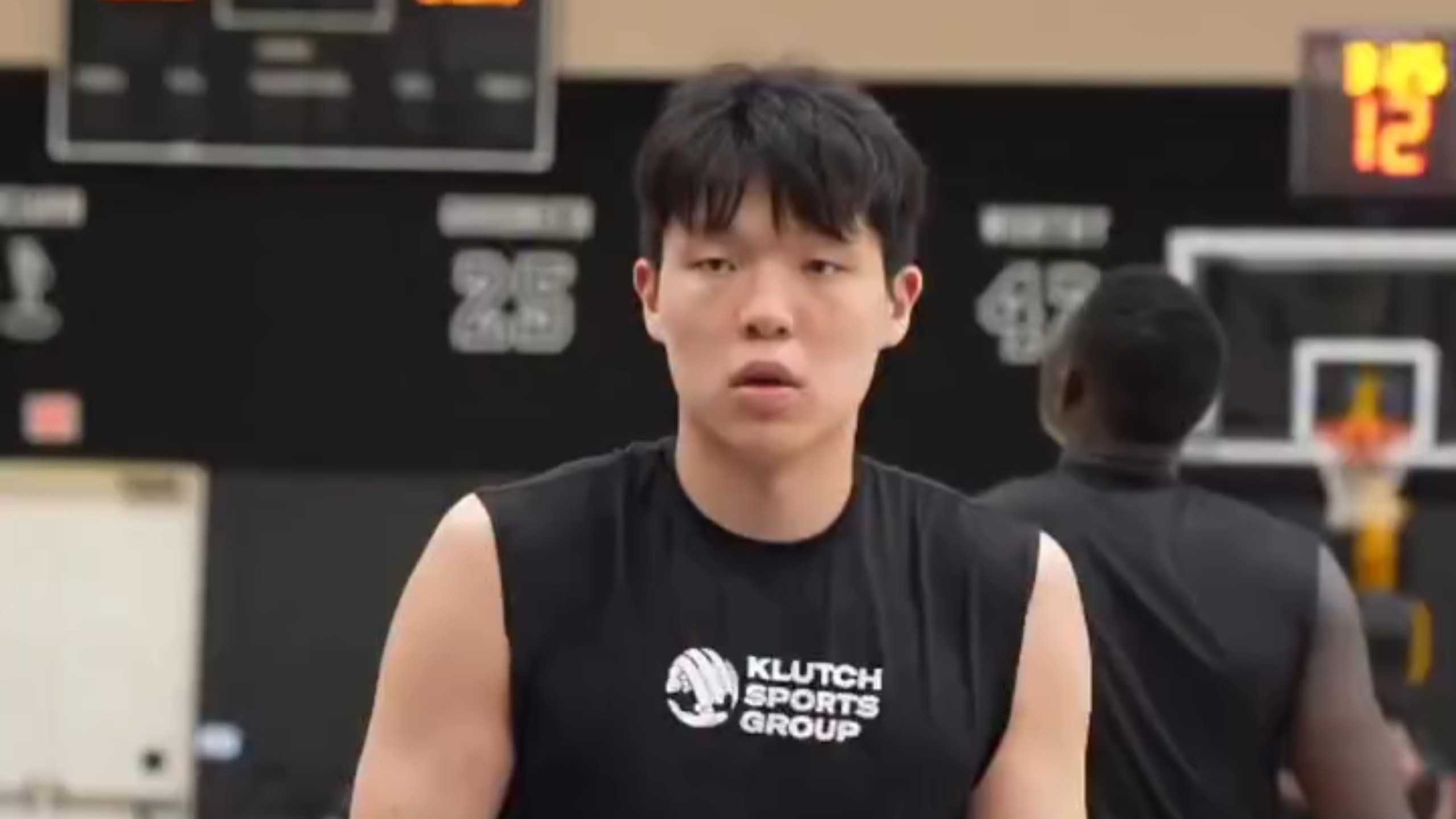 开云体育网站-杨瀚森首秀兑现下饭承诺三分护筐妙传一个都没少(杨翰林简介)